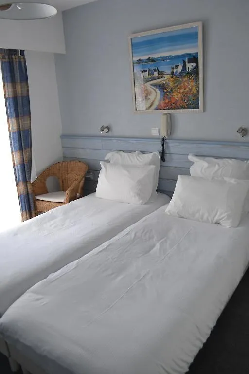 Hotel De Bretagne Saint-Pierre-Quiberon 2*,  France