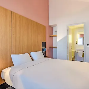 Hotel Brest Kergaradec Aeroport