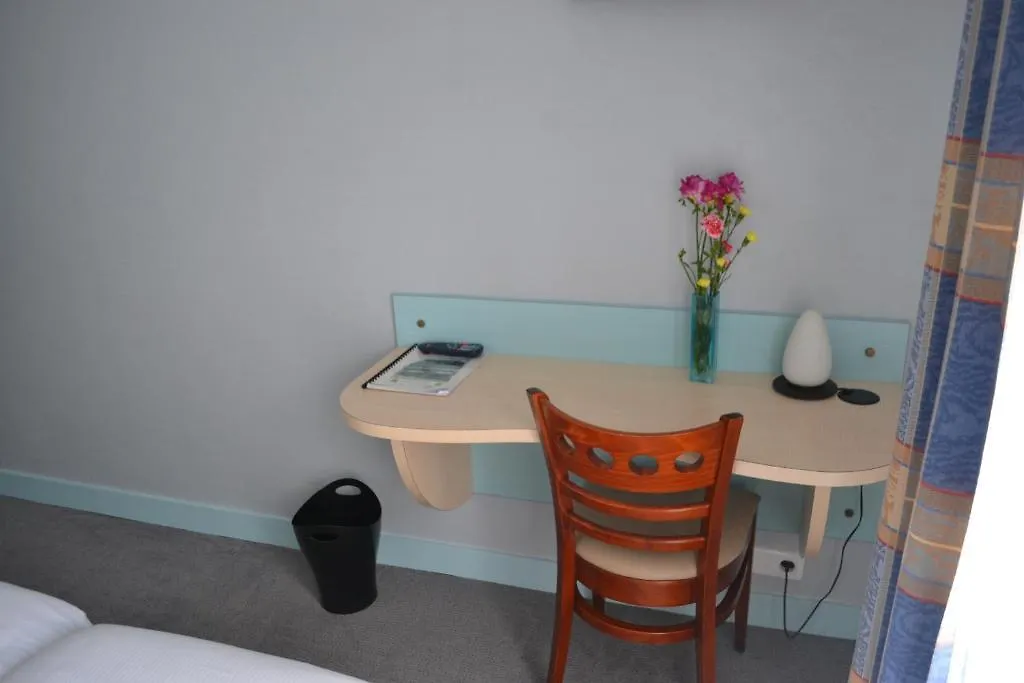 Hotel De Bretagne Saint-Pierre-Quiberon 2*,  Francia
