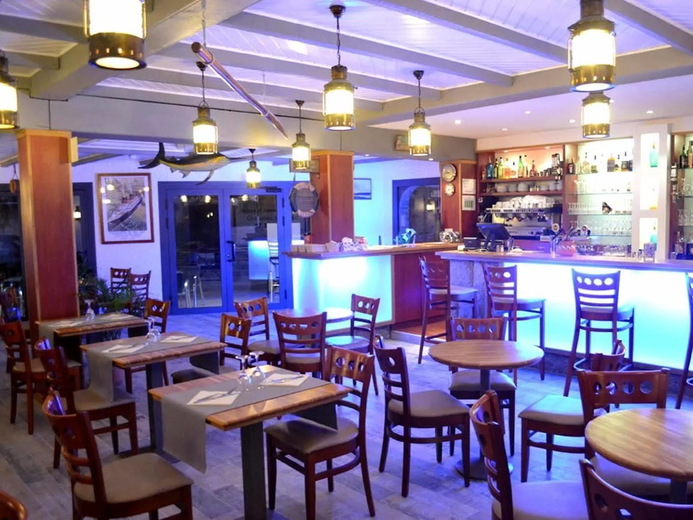 Hotel De Bretagne Saint-Pierre-Quiberon 2*,