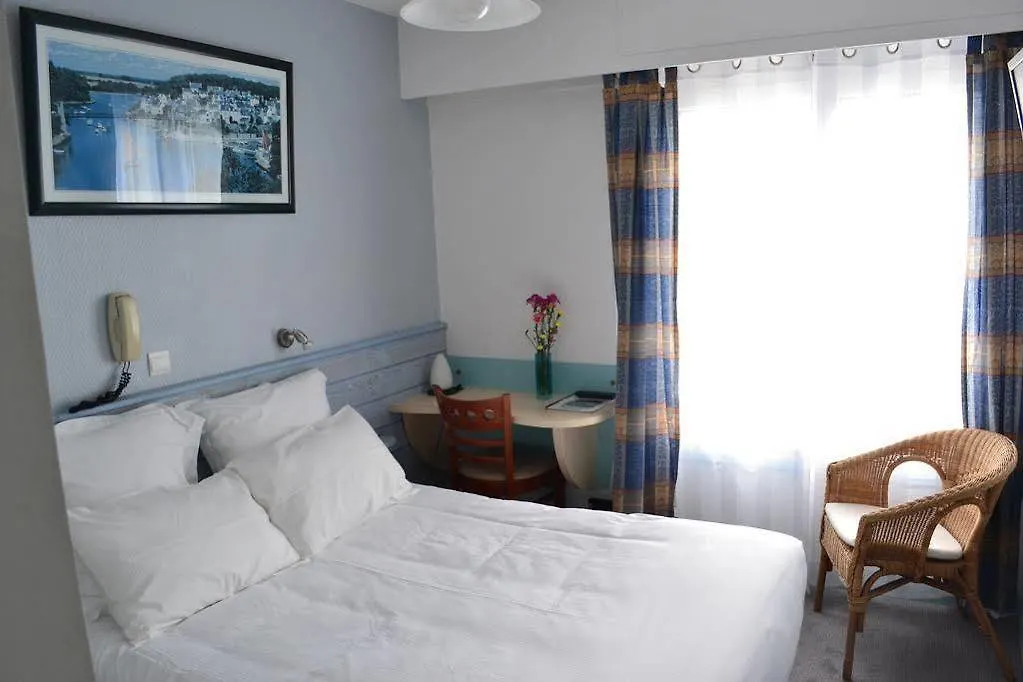 Hotel De Bretagne Saint-Pierre-Quiberon 2*,  Francia